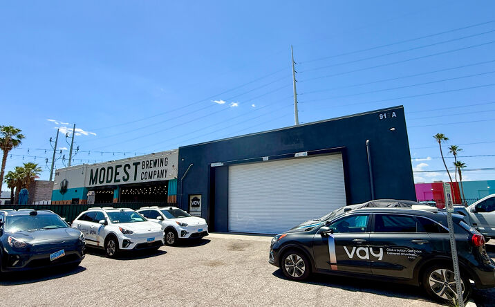 Pictures of Retail, Industrial property located at 918 S MAIN ST, LAS VEGAS, NV 89101-6400 for lease - image #1