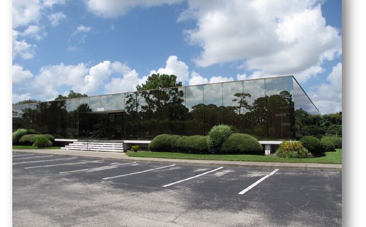 Pictures of Office property located at 7899 Baymeadows Way, Jacksonville, FL 32256 for lease - image #1