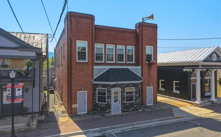 Pictures of Office, Retail, Special Purpose property located at 5930 Main St, Mount Jackson, VA 22842 for lease - image #1