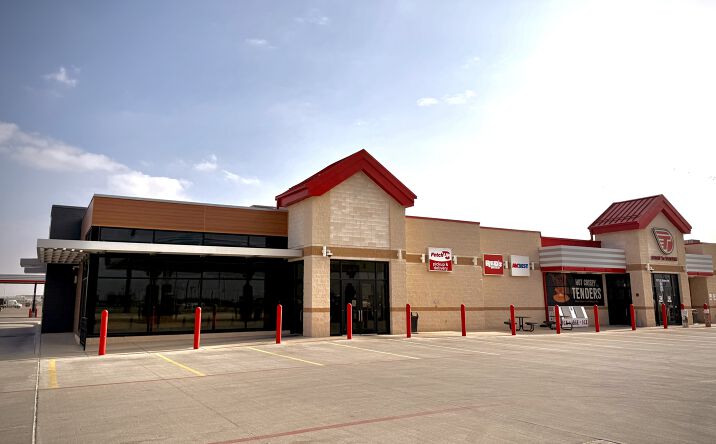 Pictures of Retail, Restaurant property located at 2171 Slaton Road, Lubbock, TX 79404 for lease - image #1
