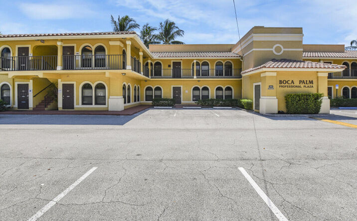 Pictures of Office property located at 6971 N Federal Highway Highway N # E103, Boca Raton, FL 33487 for lease - image #1