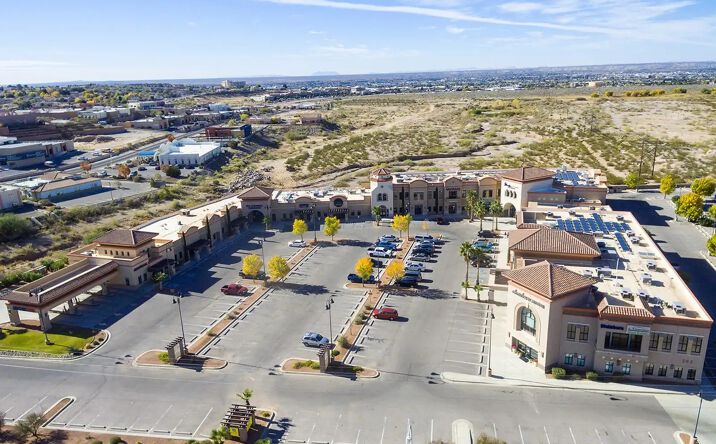 Pictures of Retail, Office property located at 141 N ROADRUNNER PKWY, LAS CRUCES, NM 88011-2006 for lease - image #1