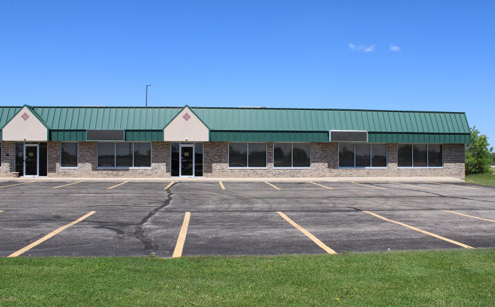 Pictures of Retail, Office property located at 848 S MILITARY RD, FOND DU LAC, WI 54935 for lease - image #1