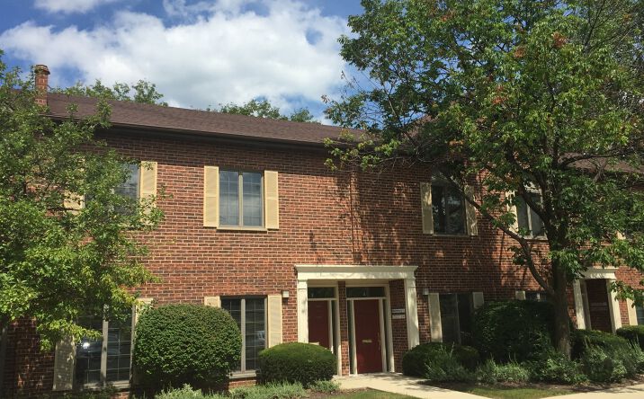 Pictures of Office property located at 1440 MAPLE AVE, LISLE, IL 60532-4136 for lease - image #1