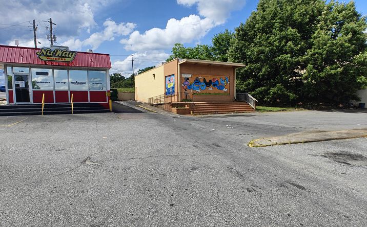 Pictures of Office, Restaurant, Special Purpose property located at 180 Emery Highway, Macon, GA 31217 for lease - image #1
