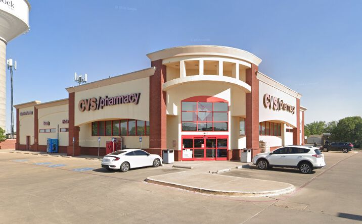 Pictures of Retail property located at 3402 50th Street, Lubbock, TX 79413 for lease - image #1