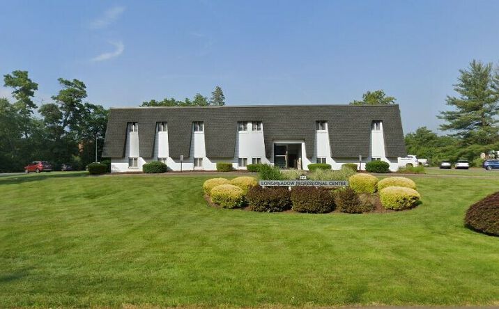 Pictures of Office property located at 123 Dwight Rd, Longmeadow, MA 01106 for lease - image #1