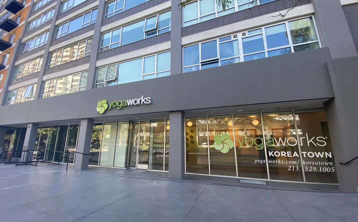 Pictures of Retail property located at 3460 W 7th St, Los Angeles, CA 90005 for lease - image #1