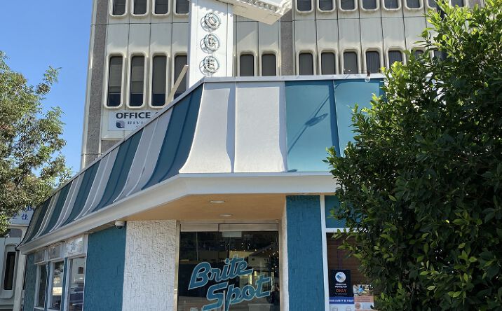 Pictures of Retail, Restaurant property located at 1918 Sunset Blvd, Los Angeles, CA 90026 for lease - image #1