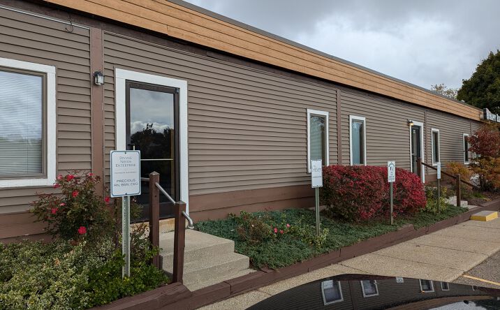 Pictures of Office, Special Purpose property located at g3237 Beecher Road, Flint, MI 48532 for lease - image #1