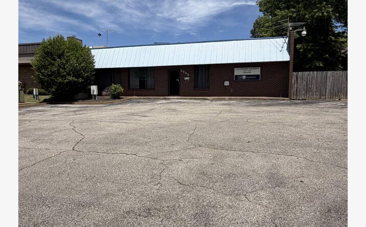 Pictures of Office property located at 5986 Knight Arnold Road, Memphis, TN 38115 for lease - image #1
