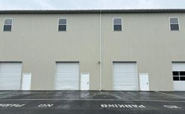 Pictures of Industrial property located at 32 EIGHTH ST, NEW CUMBERLAND, PA 17070-1679 for lease - image #1