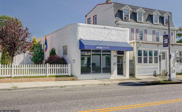 Pictures of Office property located at 208 N Broadway, Gloucester City, NJ 08030 for lease - image #1