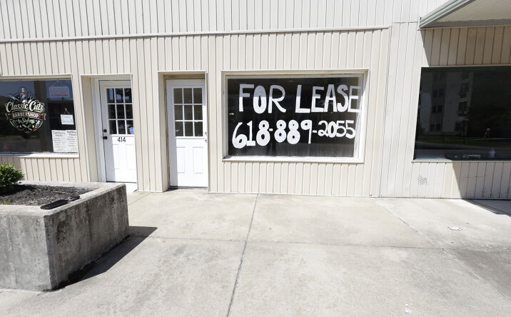 Pictures of Retail, Office, Special Purpose property located at 416 North Market Street, Marion, IL 62959 for lease - image #1