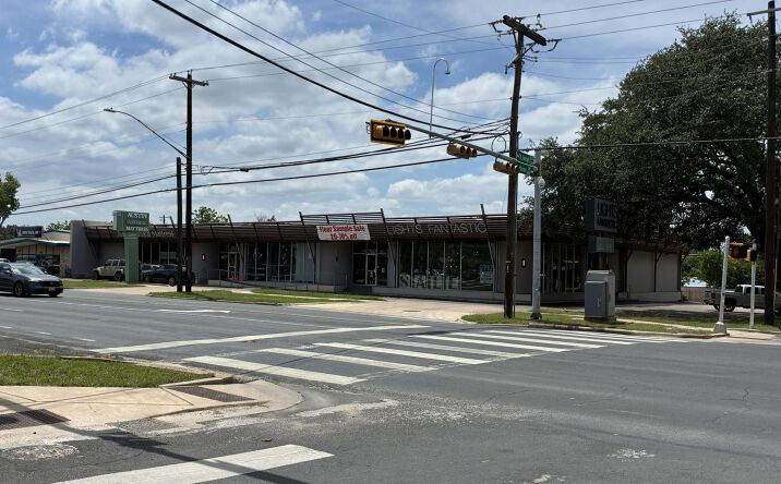 Pictures of Retail, Industrial property located at 7532 Burnet Rd, Austin, TX 78757 for lease - image #1