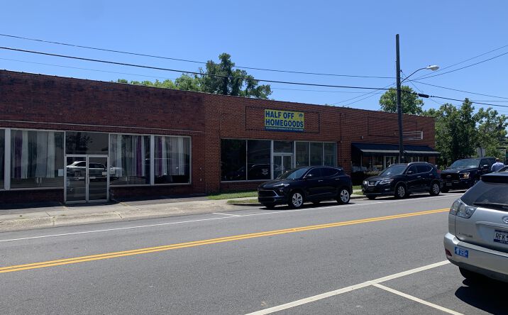 Pictures of Retail property located at 1405 3rd Avenue, Conway, SC 29526 for lease - image #1