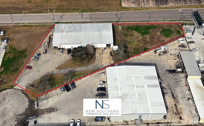 Pictures of Industrial property located at 6501 Roberston Dr, Corpus Christi, TX 78415 for lease - image #1