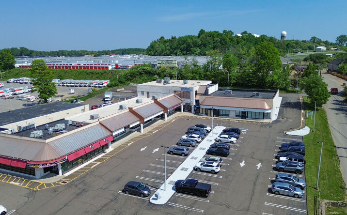 Pictures of Retail, Office property located at 200 Boston Post Road, Orange, CT 06477 for lease - image #1