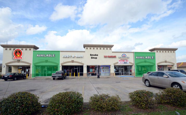 Pictures of Retail property located at 13548 Beechnut Street, Houston, TX 77083 for lease - image #1