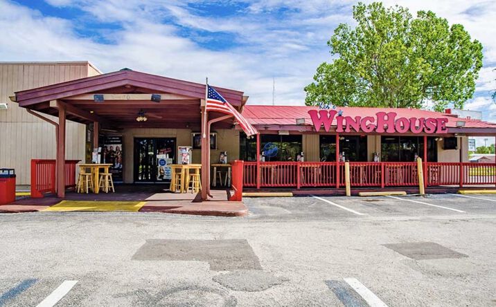 Pictures of Retail, Restaurant property located at 3201 PKWY CTR CT, ORLANDO, FL 32808-1039 for lease - image #1