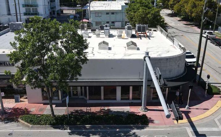 Pictures of Retail, Restaurant property located at 1080 Alton Road, Miami Beach, FL 33139 for lease - image #1
