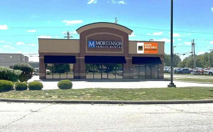 Pictures of Retail property located at 1240 Veterans Pkwy, Clarksville, IN 47129 for lease - image #1