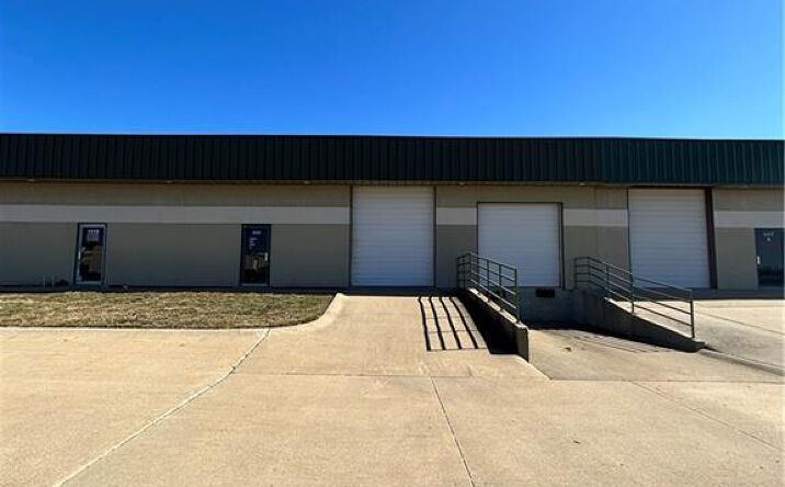 Pictures of Industrial property located at 1117 NW Valley Ridge Drive, Grain Valley, MO 64029 for lease - image #1