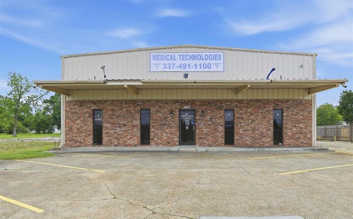Pictures of Office, Industrial, Retail property located at 401 W College Street, Lake Charles, LA 70605 for lease - image #1