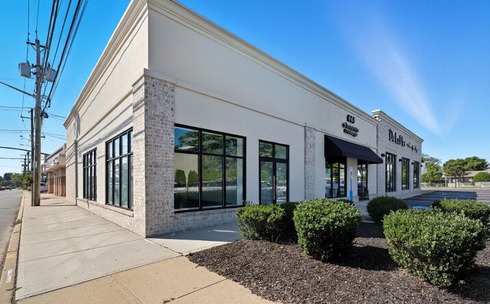 Pictures of Retail property located at 2437 Merrick Rd, Bellmore, NY 11710 for lease - image #1