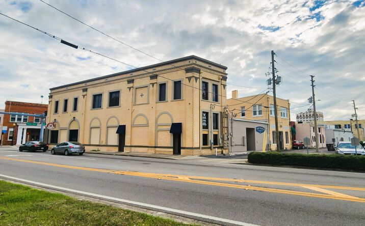 Pictures of Office, Special Purpose property located at 251 East Park Avenue, Lake Wales, FL 33853 for lease - image #1