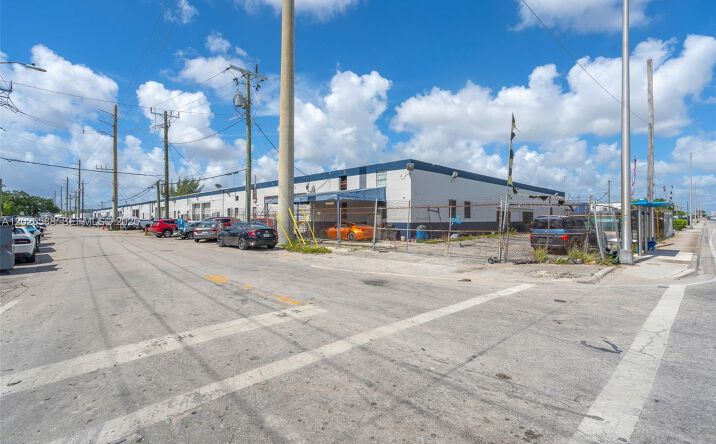 Pictures of Industrial property located at 3500 NW 54th St # 5214, Miami, FL 33142 for lease - image #1