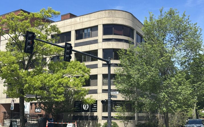 Pictures of Office property located at 1842 Beacon Street, Brookline, MA 02445 for lease - image #1