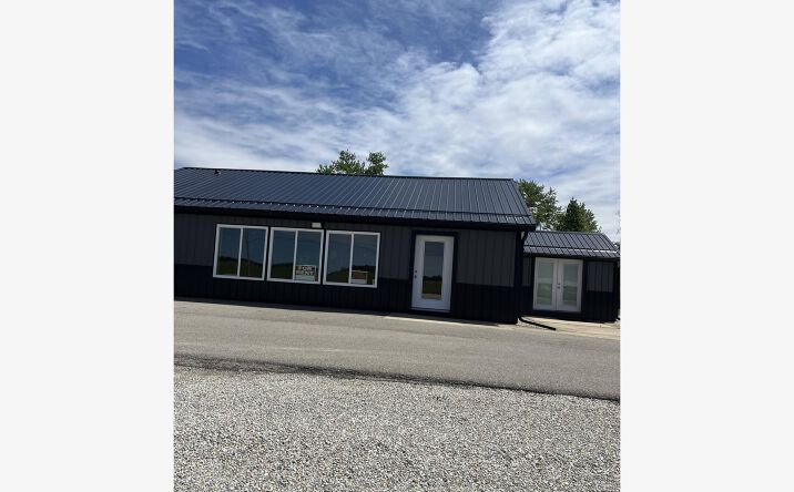 Pictures of Retail, Office property located at 2498 Indiana 3, New Castle, IN 47362 for lease - image #1