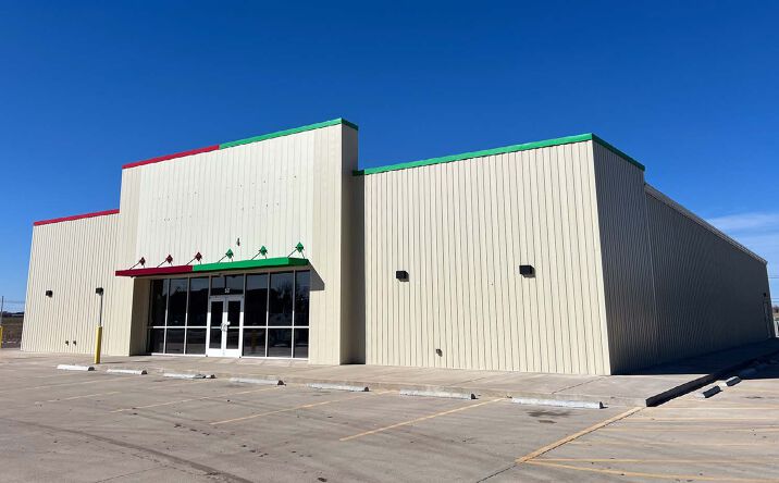 Pictures of Retail property located at 52 W. K-4 HWY., Hoisington, KS 67544 for lease - image #1
