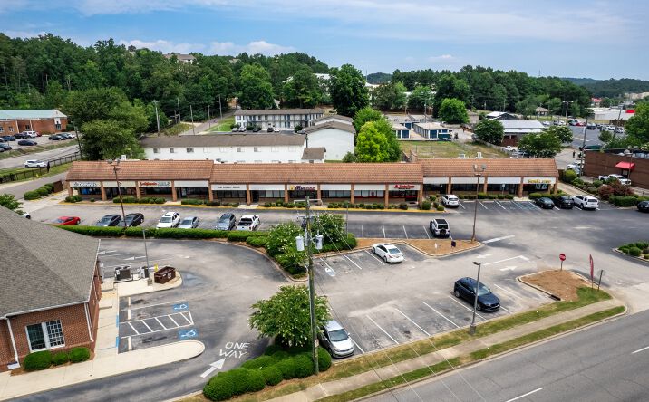 Pictures of Retail property located at 1506 Montclair Road, Irondale, AL 35210 for lease - image #1