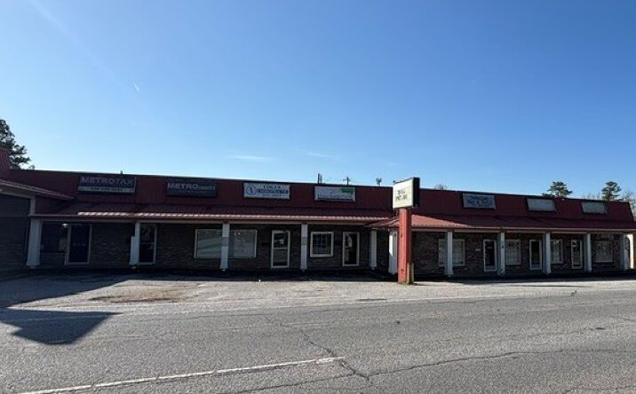 Pictures of Restaurant, Special Purpose property located at 830 Opelika Road, Auburn, AL 36830 for lease - image #1