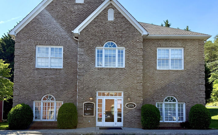 Pictures of Office property located at 2774 Electric Road SW, STE D, Cave Spring, VA 24018 for lease - image #1