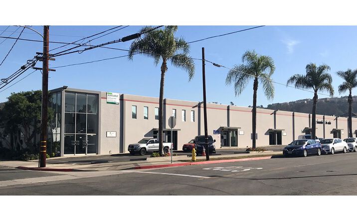 Pictures of Industrial property located at 2674 - 2698 Dawson Avenue, Signal Hill, CA 90755 for lease - image #1