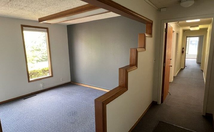 Pictures of Office property located at 4515 S Corbett Avenue, Portland, OR 97239 for lease - image #1
