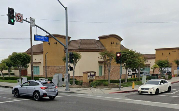 Pictures of Retail, Restaurant property located at 13733 GARFIELD AVE, PARAMOUNT, CA 90723 for lease - image #1
