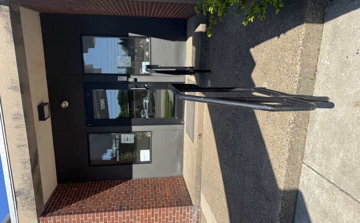Pictures of Office property located at 1200 VETERANS HWY, BRISTOL, PA 19007-2525 for lease - image #1