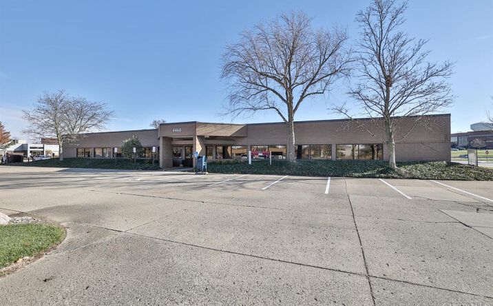 Pictures of Office property located at Carver Woods Drive 100, Blue Ash, OH 45242 for lease - image #1