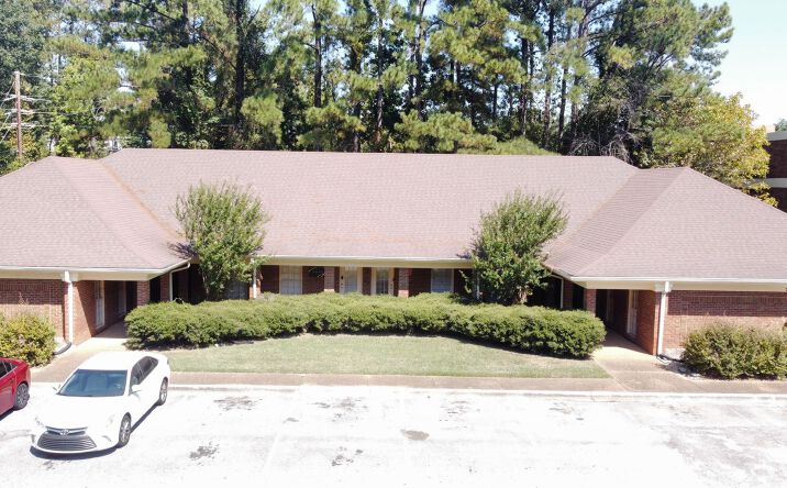 Pictures of Office property located at 2070 Valleydale Road, Hoover, AL 35244 for lease - image #1