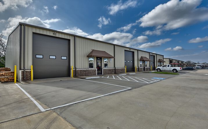 Pictures of Office, Industrial property located at 11400 State Highway 30, College Station, TX 77845 for lease - image #1