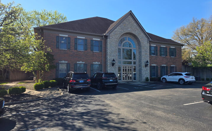 Pictures of Office property located at 130 DUDLEY RD, EDGEWOOD, KY 41017-2396 for lease - image #1