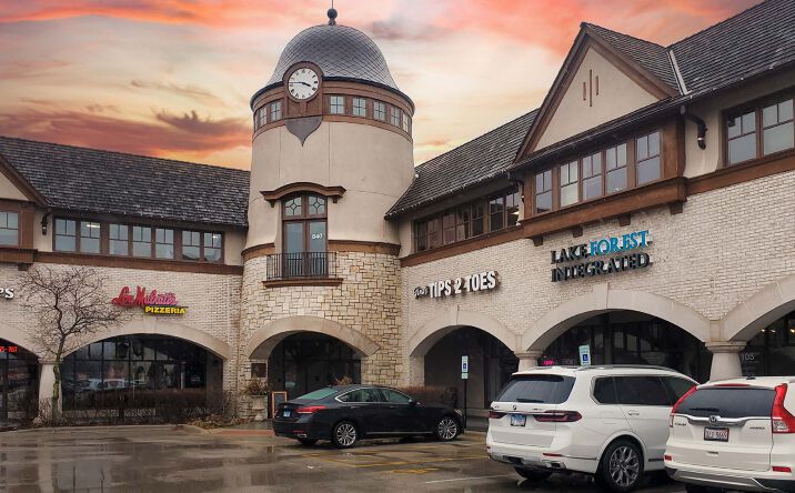 Pictures of Office property located at 820 S Waukegan Rd, Lake Forest, IL 60045 for lease - image #1