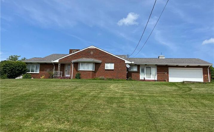 Pictures of Land property located at 719 Carlton Dr, Bentleyville, PA 15314 for lease - image #1