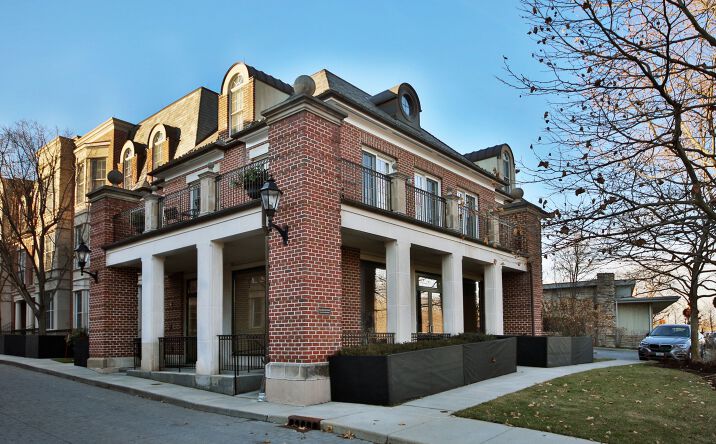 Pictures of Retail, Office property located at 1000 N Western Ave, Lake Forest, IL 60045 for lease - image #1
