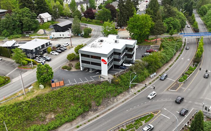 Pictures of Office property located at 11715 SE FIFTH ST, BELLEVUE, WA 98005-3532 for lease - image #1