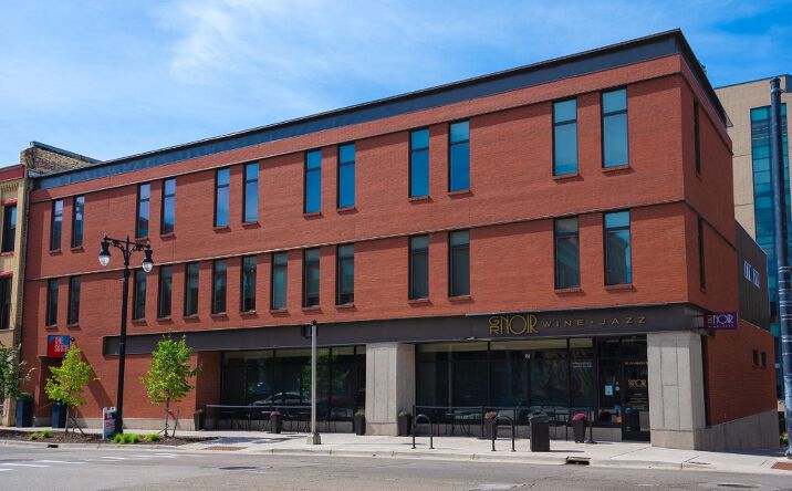 Pictures of Retail, Restaurant property located at 35 DIVISION AVE S, GRAND RAPIDS, MI 49503-5285 for lease - image #1